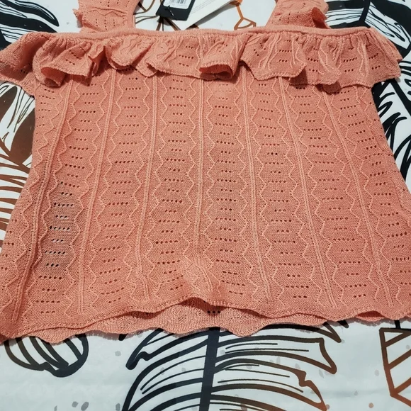 Guess Ruffle Sleeveless Top - Picture 4 of 8